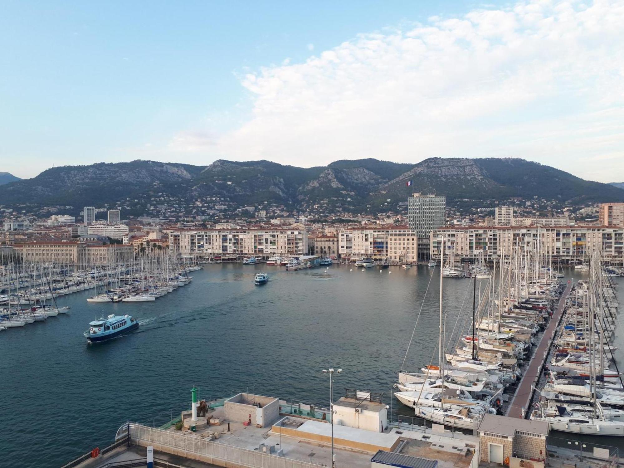 Superbe T3 Climatise 61M2 - 4 Etoiles - Wifi - Centre Historique Vue Port De Plaisance Daire Toulon Dış mekan fotoğraf